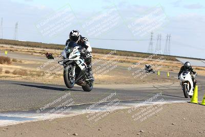 media/Nov-03-2024-TrackDaz (Sun) [[44580f4982]]/B Group/1220pm (Wheelie Bump)/